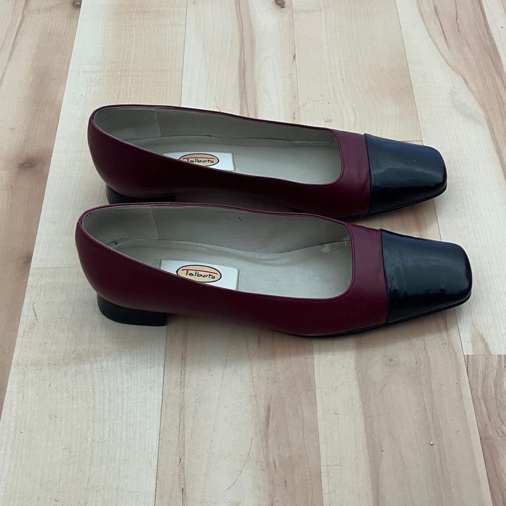 Maroon and Black Talbots Heels, Size 6 Narrow - Picture 3 of 3